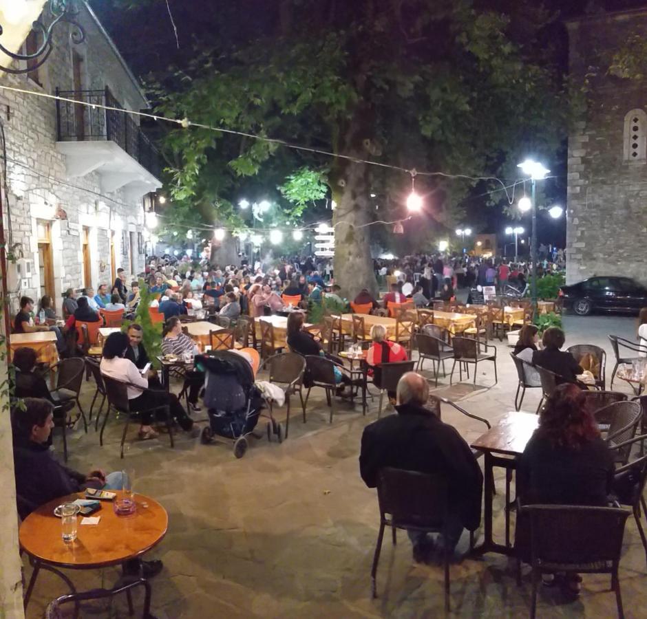 Ξενωνασ Σελινουντα Hotel กอสมาส ภายนอก รูปภาพ